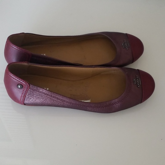 Shoes - Picture 2 of 4